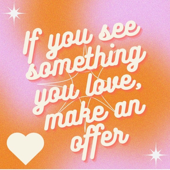 Meet your Posher, Jessica🩷 - Picture 3 of 10